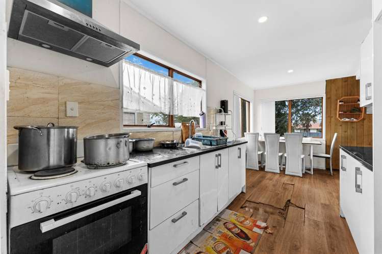 118 Shifnal Drive Randwick Park_16