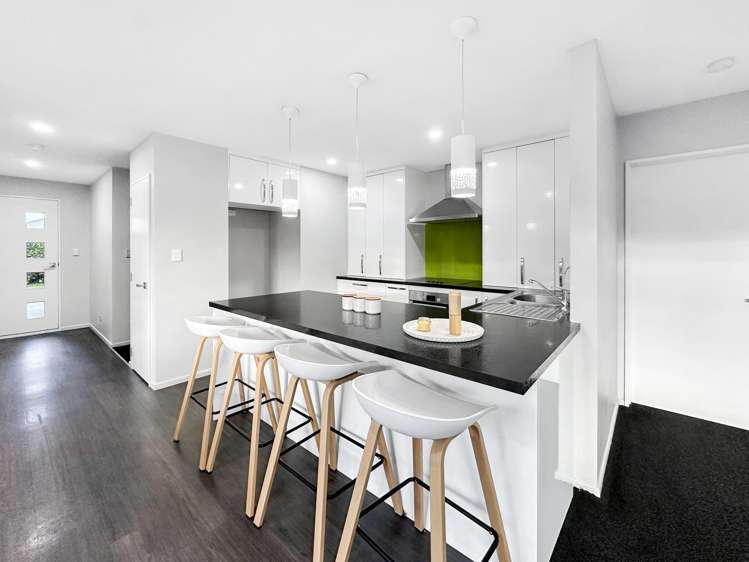 7 Greenstone Street_3