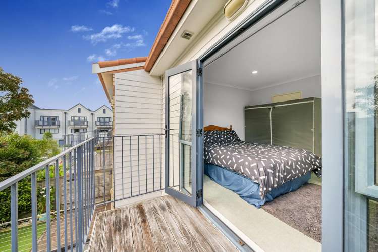 20/3 Ambrico Place New Lynn_13