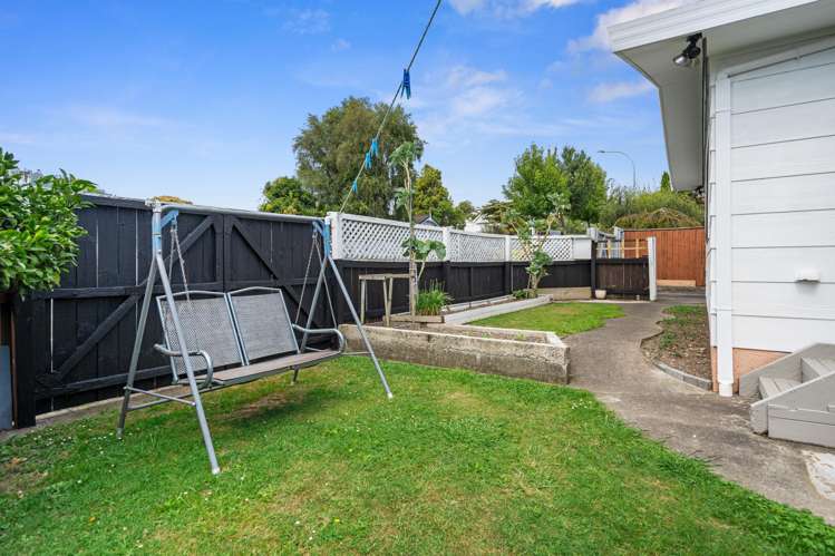 4 Emano Street Toi Toi_16