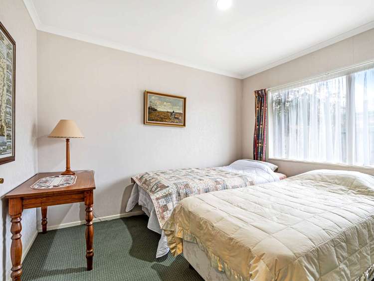 26 Duggan Drive Owhata_15