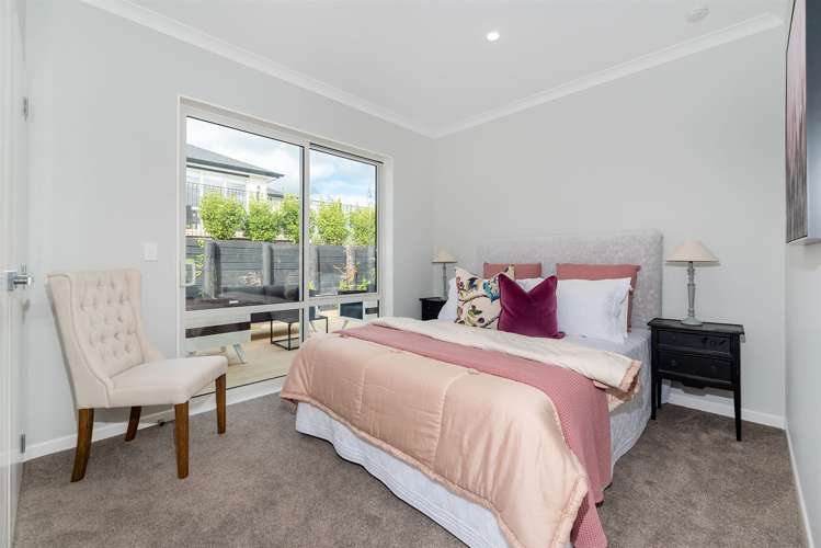 17 Boocock Crescent Orewa_12