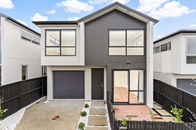 Brand-New, Sun-Drenched Corner Standalone Home