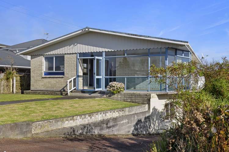 312 Tukapa Street_0