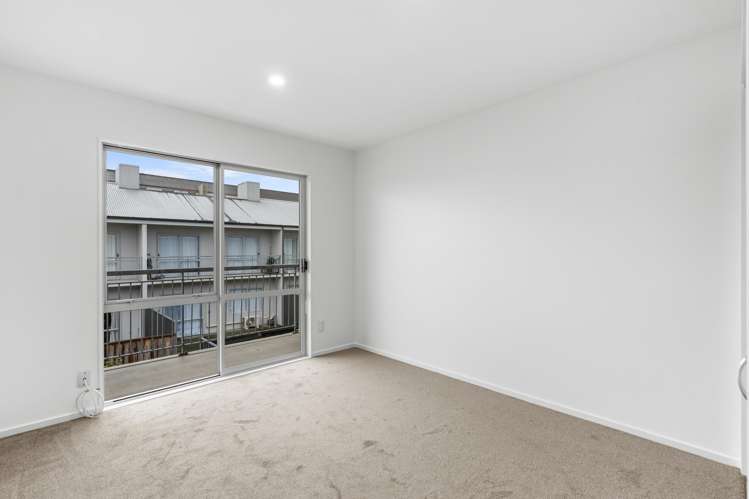 5/336 Lincoln Road Addington_11