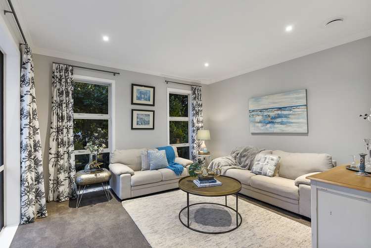 8 Verley Rise East Tamaki Heights_24