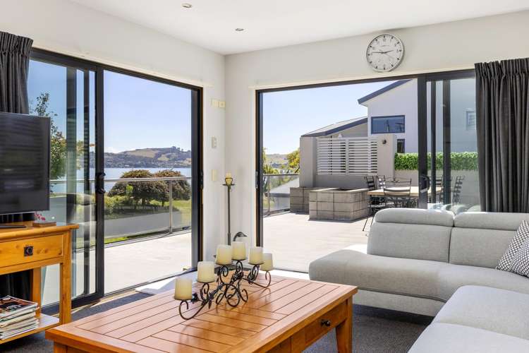 8A Chad Street Rainbow Point_1