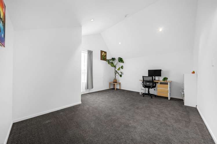 6 Manahau Lane Flat Bush_15