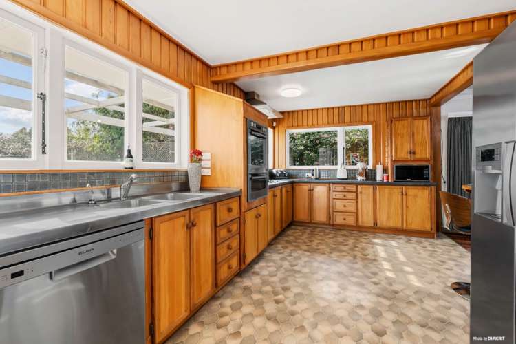 13 Clark Road Pahurehure_9