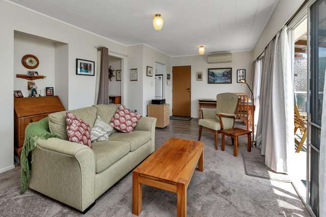 2/46A Mains Avenue Kensington_1