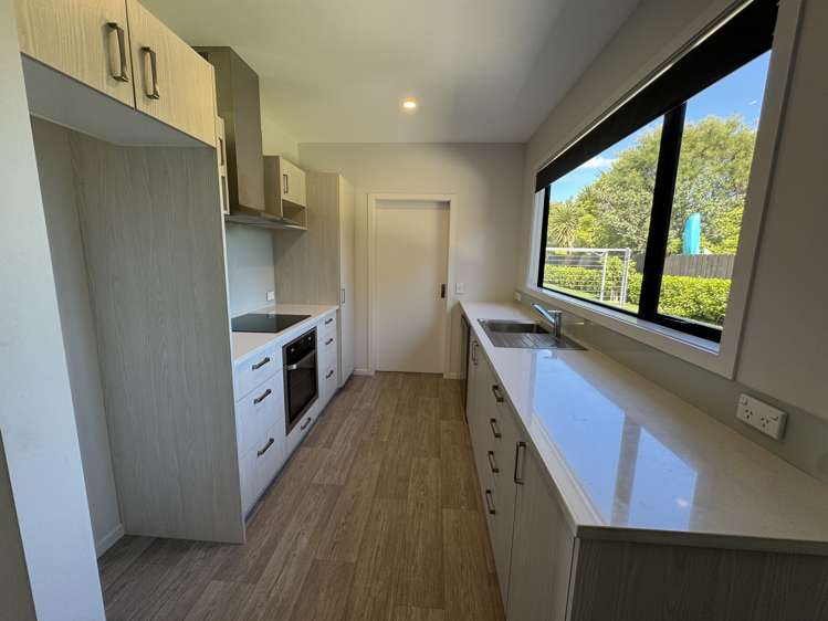 2/4 Bibby Street Waipawa_2