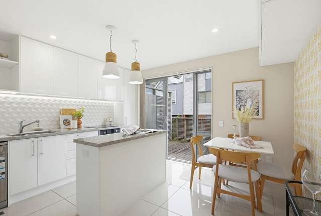 3/31 Princess Terrace Newtown_2