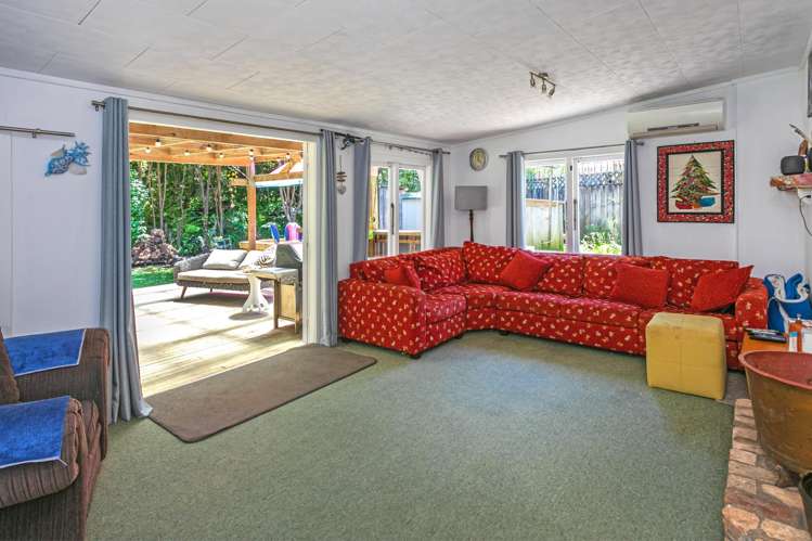 15 Pohue Creek Road Waiomu_8