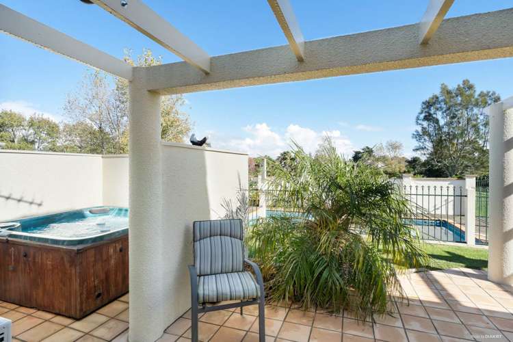 28 Trossach Place Wattle Downs_15