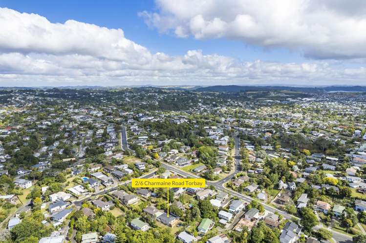 2/6 Charmaine Road Torbay_13