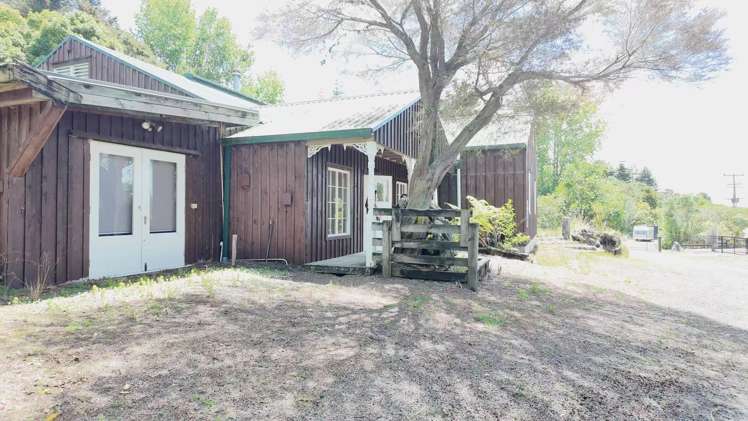 126 North Road, Clevedon_19