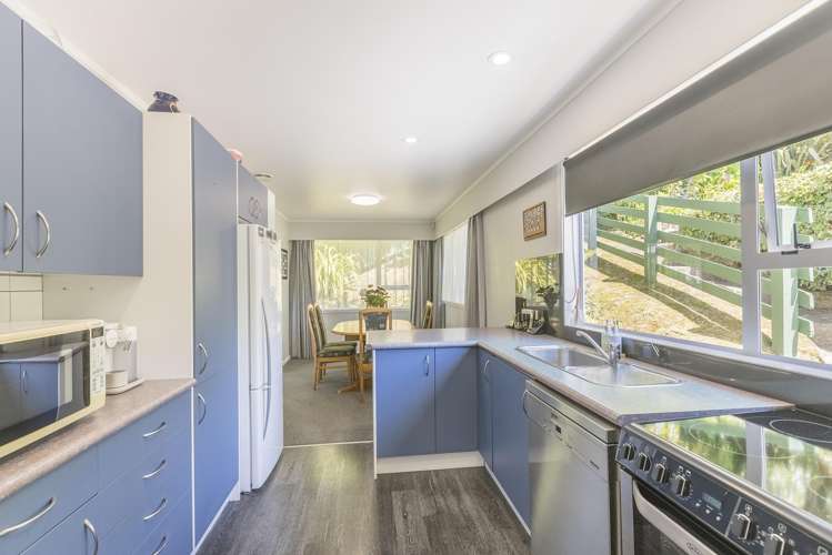 4 Sunrise Boulevard Tawa_7