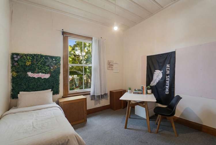 207 Richmond Street Thames_14