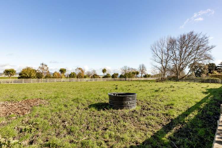 722 State Highway 25 Waitakaruru_24