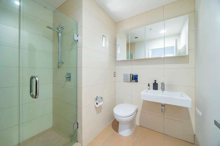 204/16 Huron Street Takapuna_13