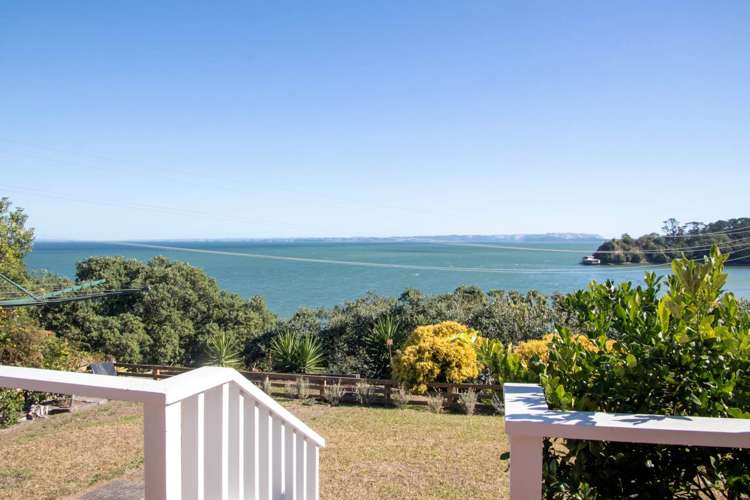 93 Lynbrooke Avenue Blockhouse Bay_3