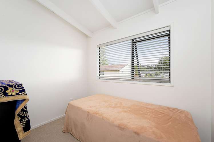 30A Leo Street Glen Eden_6