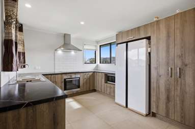 90 Tabraham Crescent_2