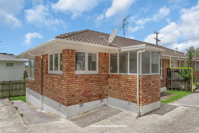 2/180 Archers Road Glenfield_3
