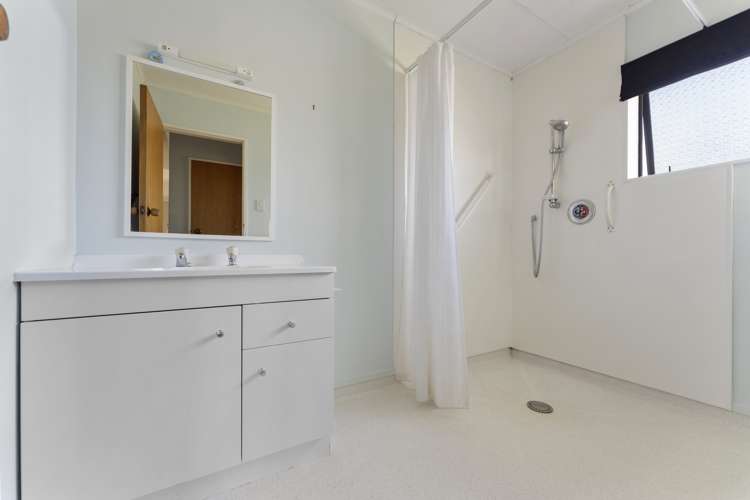 5 Peppertree Lane Pahiatua_11