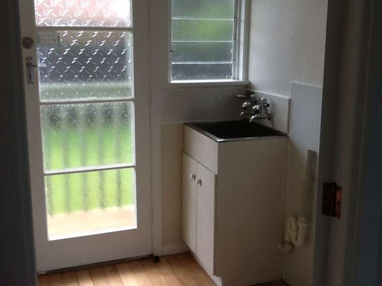 5a Clark Road Pahurehure_10