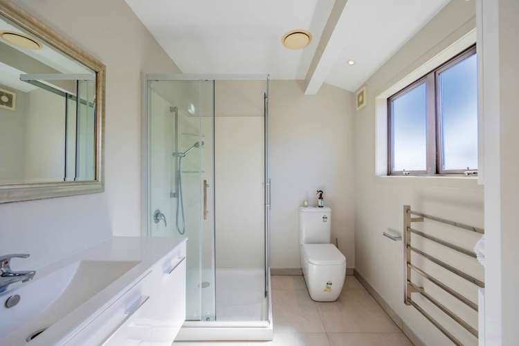 2/10 Ngaio Street Takapuna_15