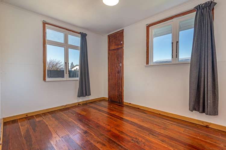 28 and 28a Hammond Street Bulls_8