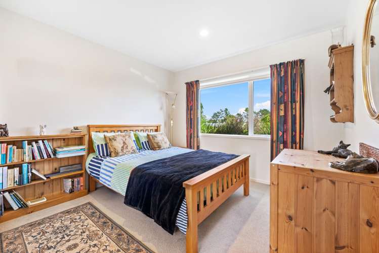 1382 Old North Road Helensville_47