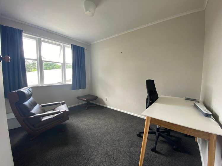 50 Sylvan Crescent Te Atatu South_11