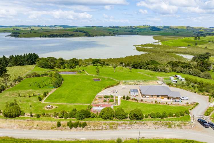 24 Karakanui Road Tinopai_30