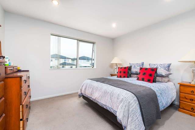 60 Pencaitland Drive Flat Bush_3