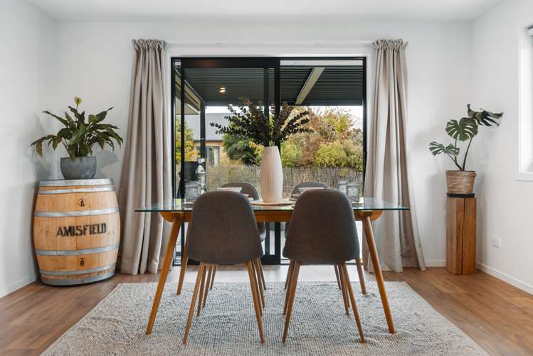 69 Wallis Drive Cromwell_8