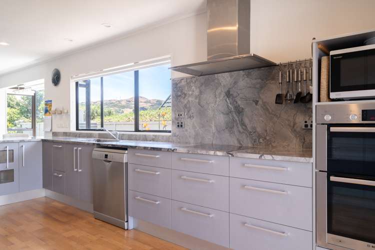 14 Ronald Woolf Place Churton Park_13