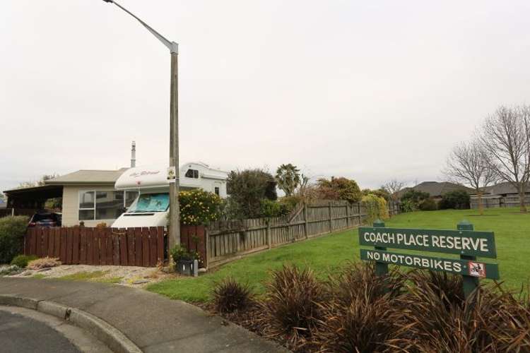 7 Coach Place Brightwater_0