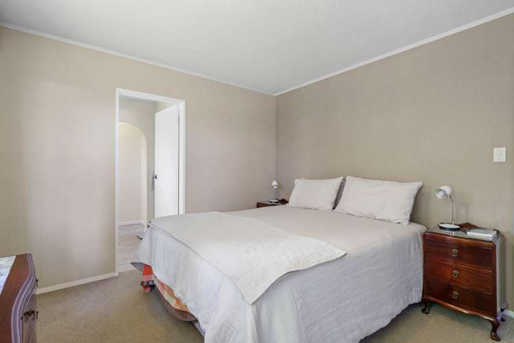 12 Conrad Place Leamington_11