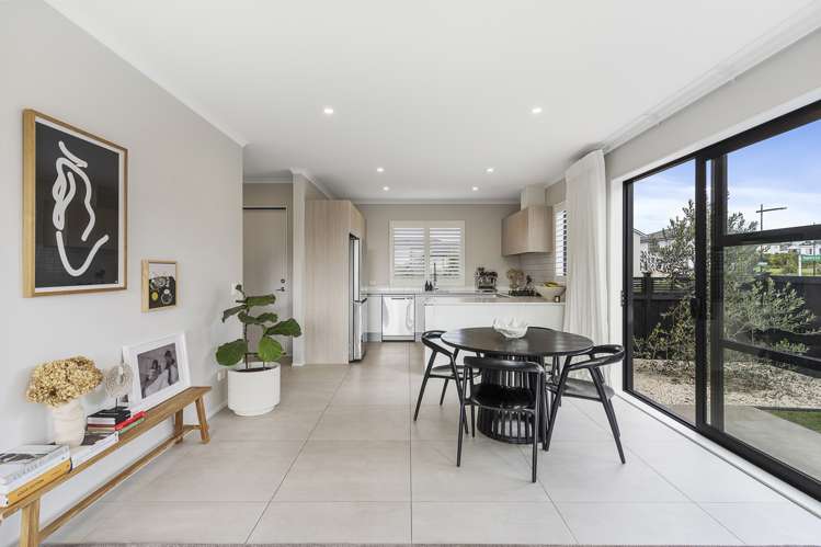 20 Taikura Avenue Red Beach_5