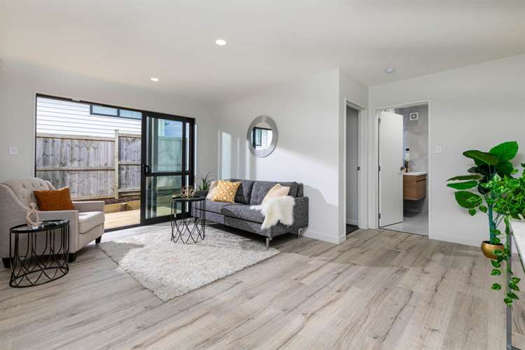 19 Tautoru Avenue Orewa_22