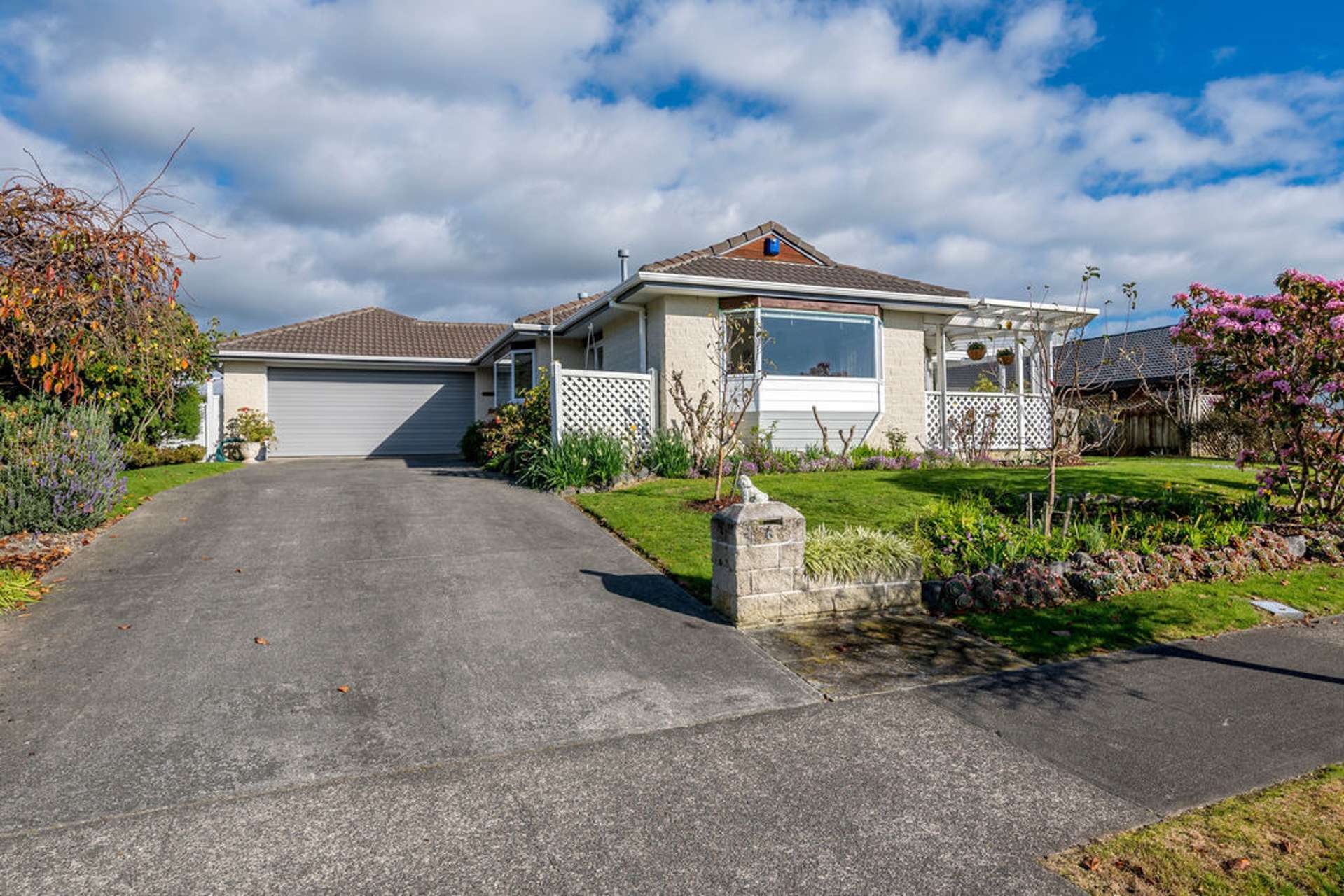 6 Cranbrook Grove Waikanae_0