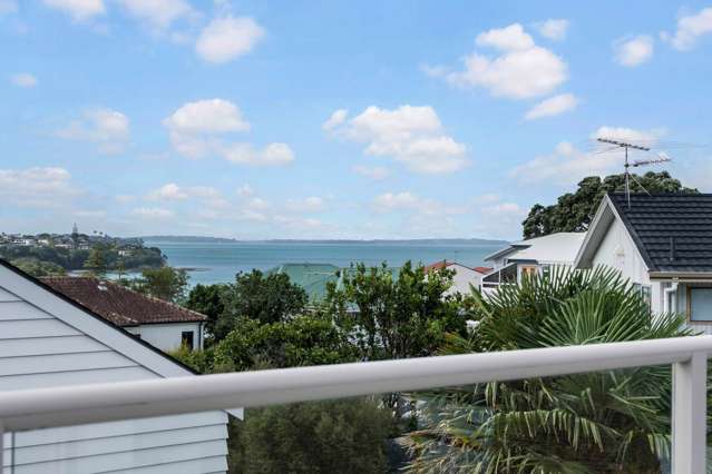 1/11 Kowhai Road Mairangi Bay_3