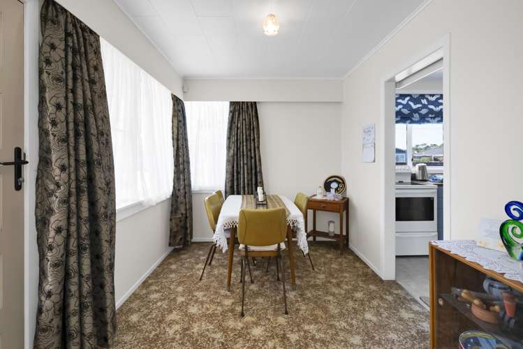 11 Victoria Street Hawera_6