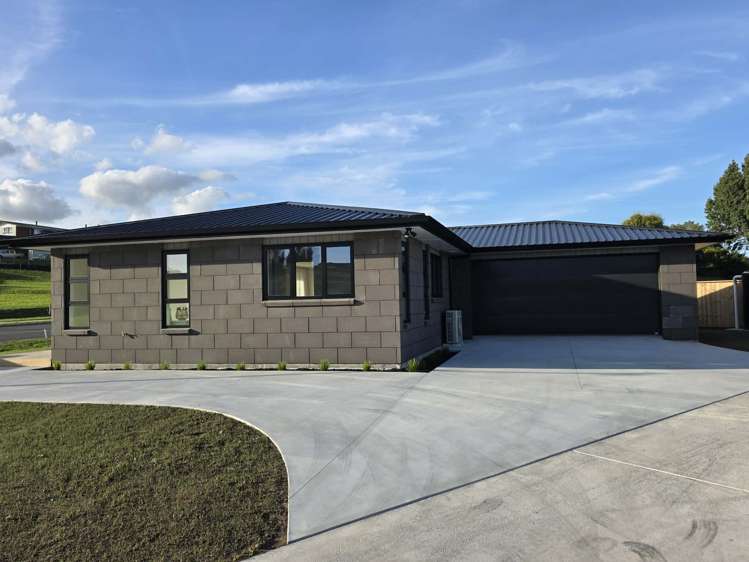 56 Ruru Crescent Putaruru_17