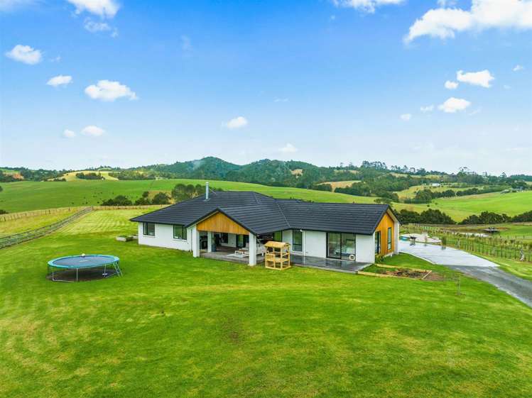 183a Gumtown Road Kamo_24