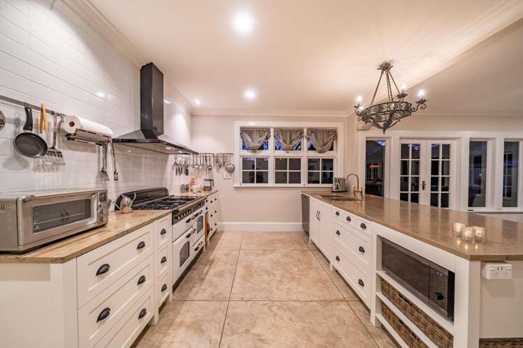 291 Fergusson Drive Heretaunga_10