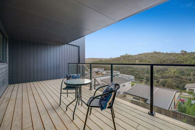 APT 3/3 Kawau Close Orewa_15