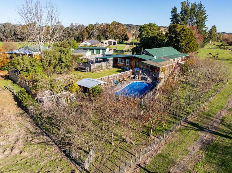 589 Gladstone Road Carterton_26